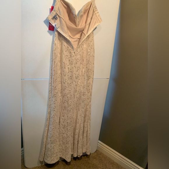 Bailey Blue Strapless Cream Gold Sequin Mermaid Maxi Dress. XL. Wedding. Prom. - Picture 8 of 12